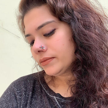 Big Red Star Nose Pin